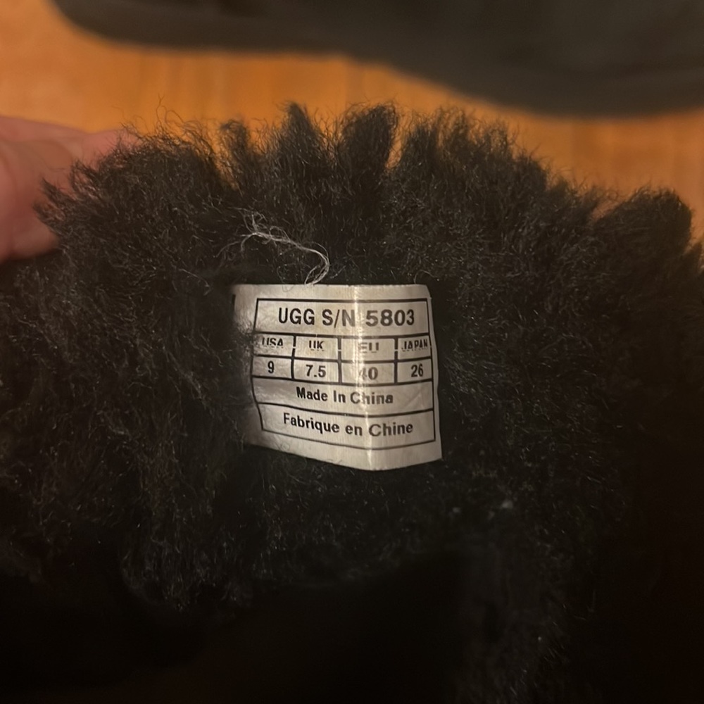 Ugg Boot With Side Button - image 4